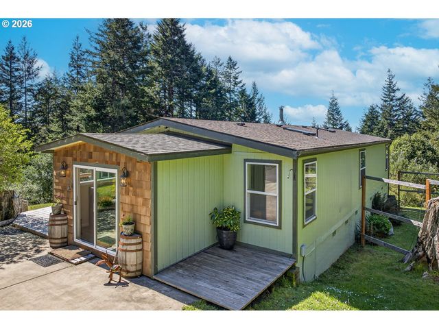 88190 DEW VALLEY Ln, Bandon, OR 97411