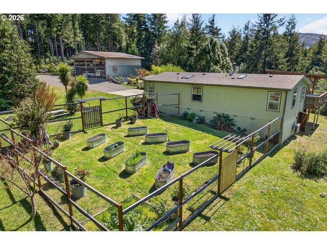 88190 DEW VALLEY Ln, Bandon, OR 97411