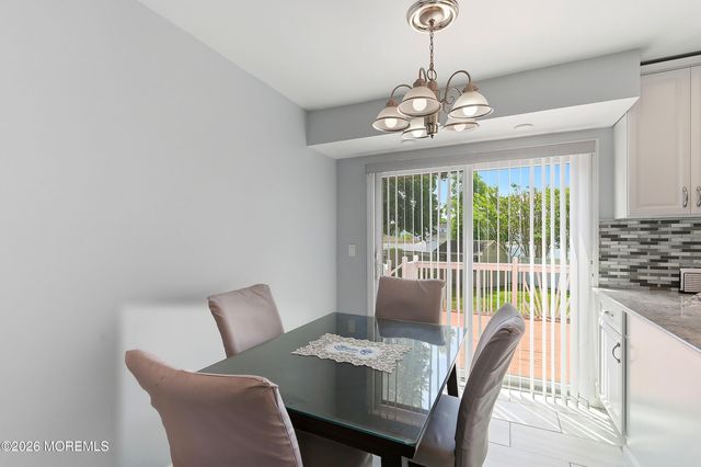 7 N Devon Drive, Manalapan, NJ 07726