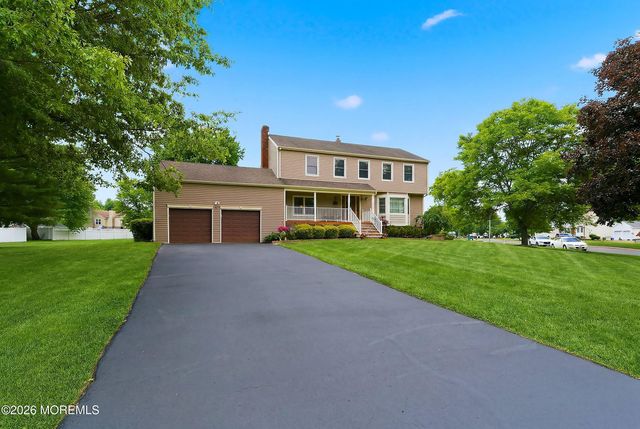 7 N Devon Drive, Manalapan, NJ 07726