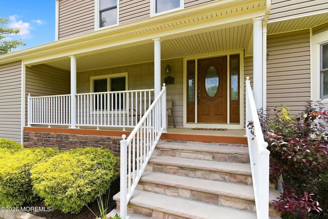 7 N Devon Drive, Manalapan, NJ 07726