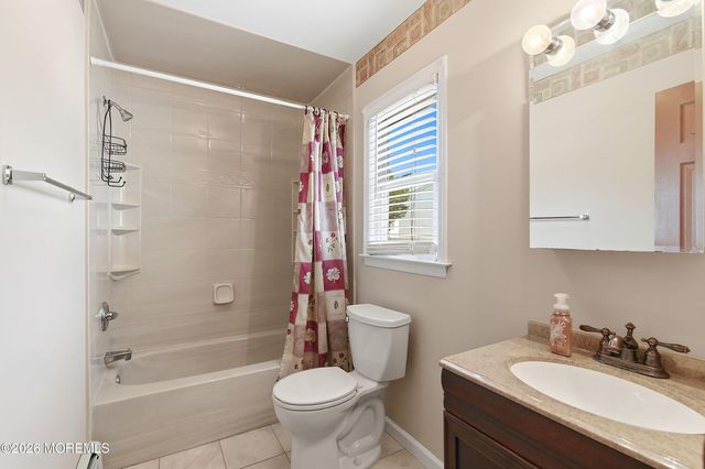 7 N Devon Drive, Manalapan, NJ 07726