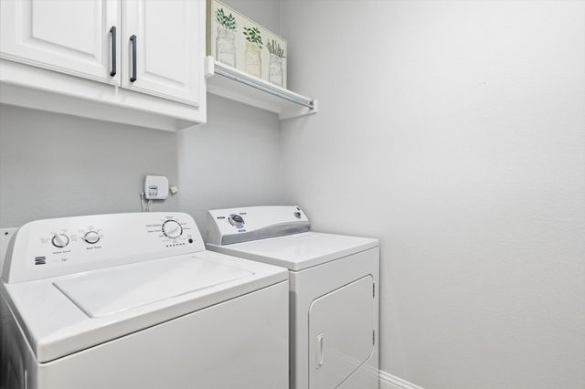 1008 W Bluff Way, Roanoke, TX 76262