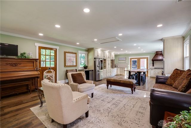 350 Somerset Lane, Waynesville, OH 45068