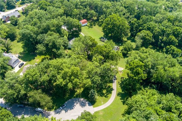 350 Somerset Lane, Waynesville, OH 45068