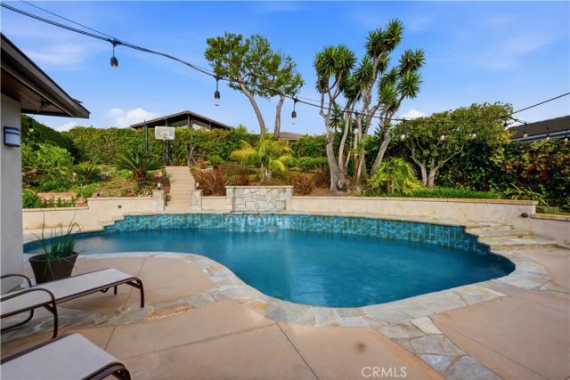 2912 Via Alvarado, Palos Verdes Estates, CA 90274