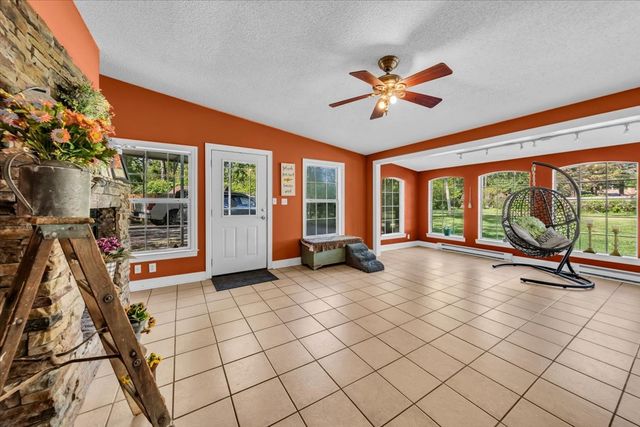 1006 Evins St, Manchester, TN 37355