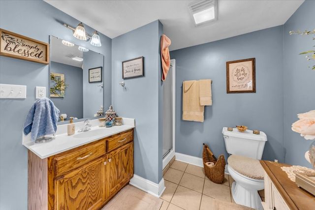 1006 Evins St, Manchester, TN 37355