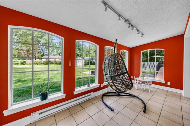 1006 Evins St, Manchester, TN 37355