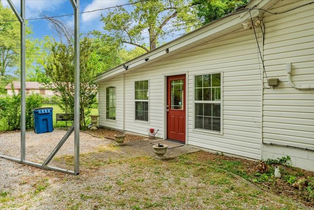 1006 Evins St, Manchester, TN 37355