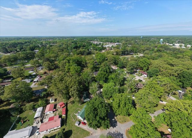 1006 Evins St, Manchester, TN 37355