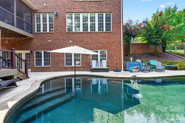 132 Parkside Lane, Mooresville, NC 28117