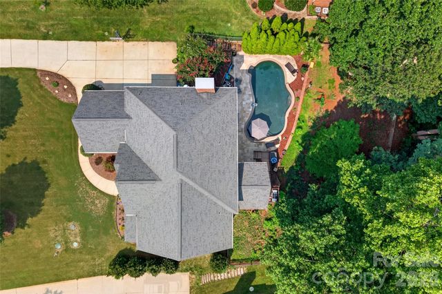 132 Parkside Lane, Mooresville, NC 28117