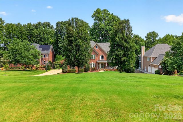 132 Parkside Lane, Mooresville, NC 28117