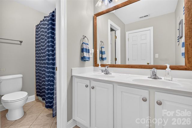 132 Parkside Lane, Mooresville, NC 28117