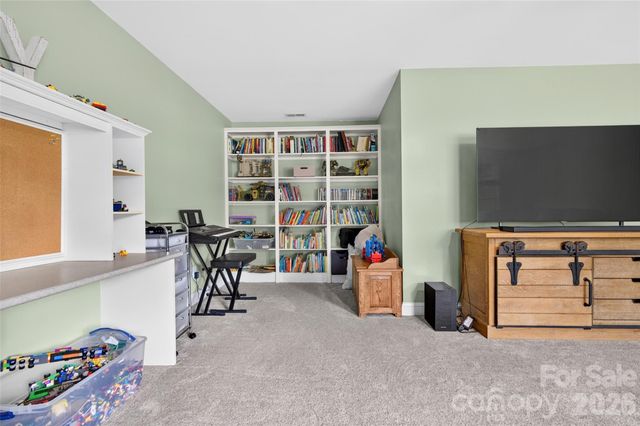 132 Parkside Lane, Mooresville, NC 28117