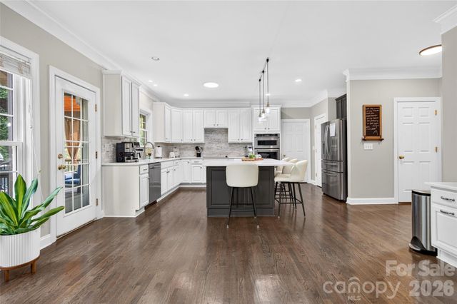 132 Parkside Lane, Mooresville, NC 28117