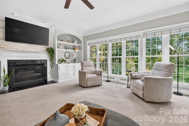 132 Parkside Lane, Mooresville, NC 28117