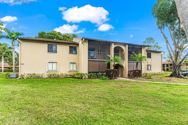 508 Shady Pine Way D2, Greenacres, FL 33415