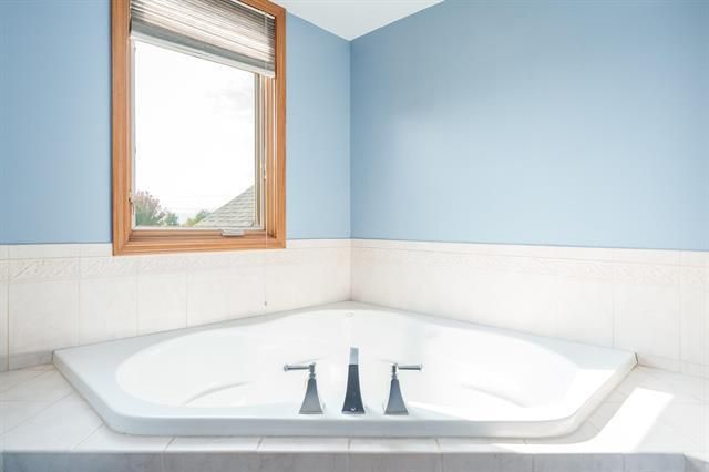 12859 Prairie Meadow Way, Belvidere, IL 61008