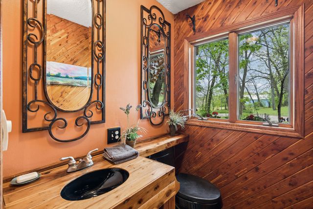 644 Schroeder Road, Coal Valley, IL 61240