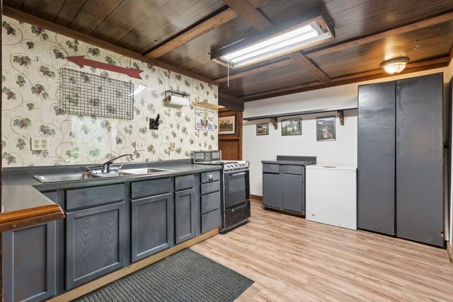 644 Schroeder Road, Coal Valley, IL 61240
