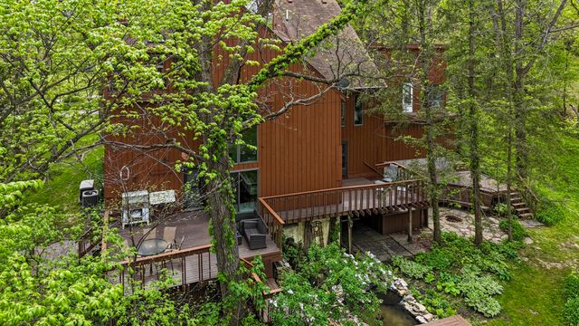 644 Schroeder Road, Coal Valley, IL 61240