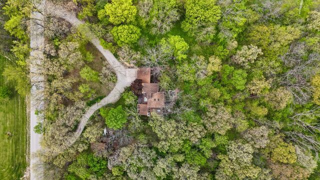644 Schroeder Road, Coal Valley, IL 61240