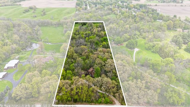 644 Schroeder Road, Coal Valley, IL 61240