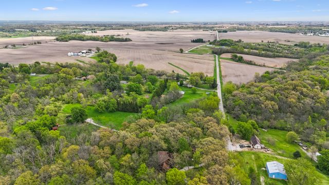 644 Schroeder Road, Coal Valley, IL 61240