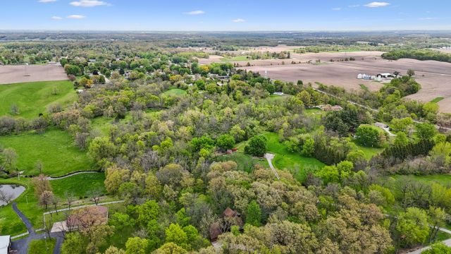 644 Schroeder Road, Coal Valley, IL 61240