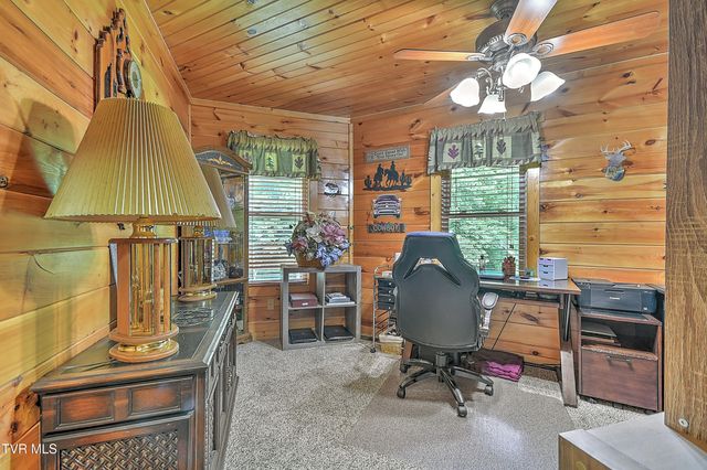 1374 West Allens Bridge Road, Greeneville, TN 37743