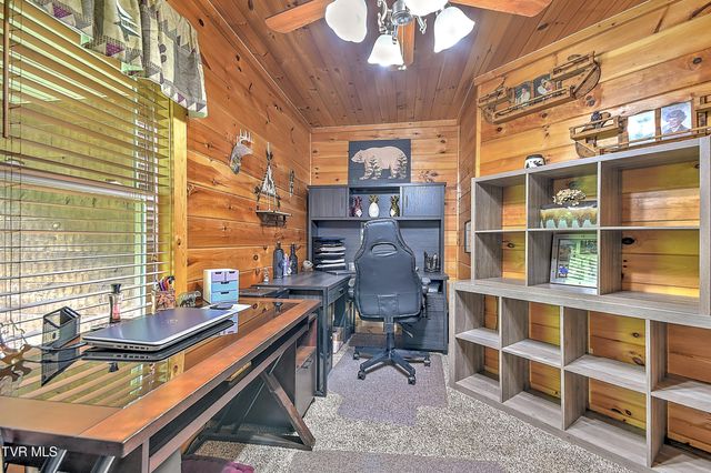 1374 West Allens Bridge Road, Greeneville, TN 37743