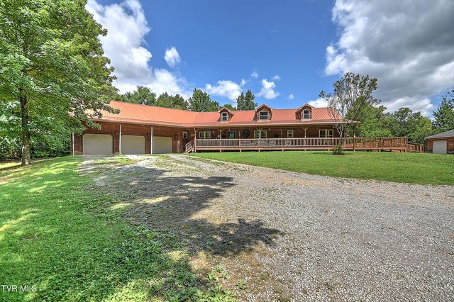 1374 West Allens Bridge Road, Greeneville, TN 37743