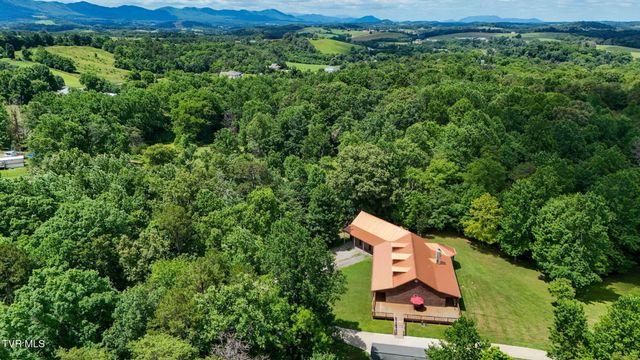1374 West Allens Bridge Road, Greeneville, TN 37743