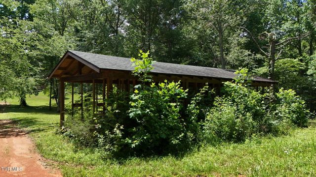 1374 West Allens Bridge Road, Greeneville, TN 37743