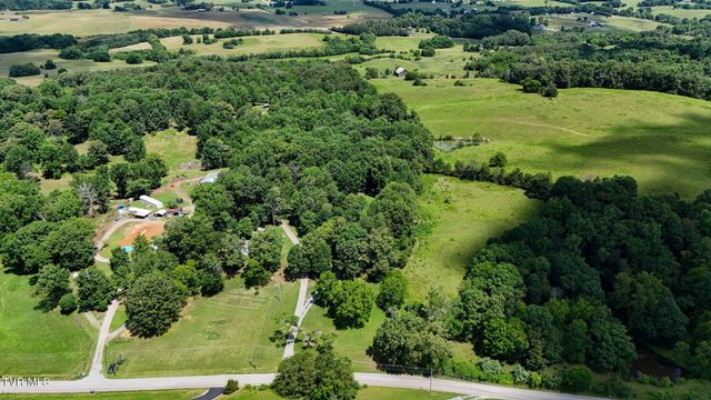 1374 West Allens Bridge Road, Greeneville, TN 37743