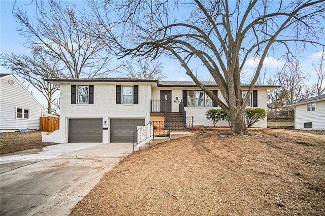 619 E 109th Terrace, Kansas City, MO 64131