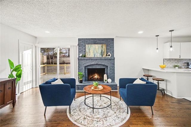 619 E 109th Terrace, Kansas City, MO 64131