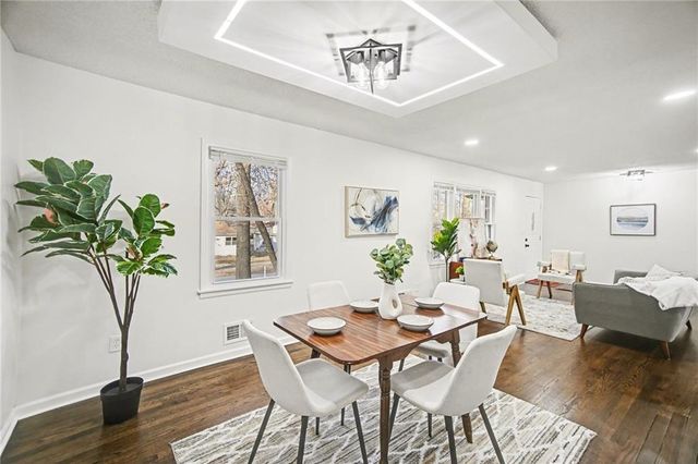 619 E 109th Terrace, Kansas City, MO 64131