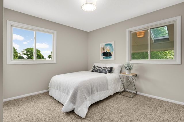 22155 Beaumont Way, Farmington, MN 55024