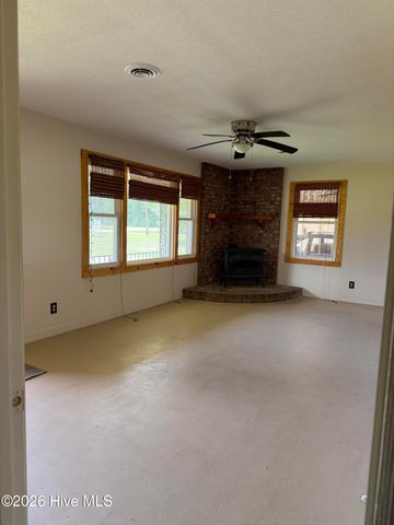 103 Bridle Path Road, Goldsboro, NC 27534
