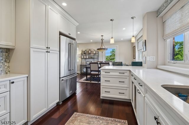 11 Euclid Ave 6C, Summit City, NJ 07901