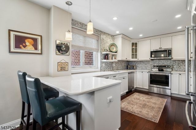11 Euclid Ave 6C, Summit City, NJ 07901