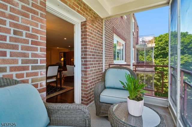 11 Euclid Ave 6C, Summit City, NJ 07901