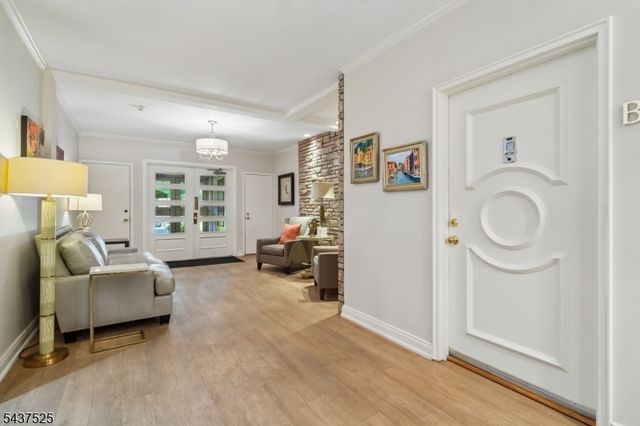 11 Euclid Ave 6C, Summit City, NJ 07901