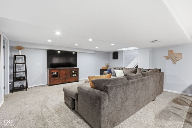 5866 N Olney Street, Indianapolis, IN 46220