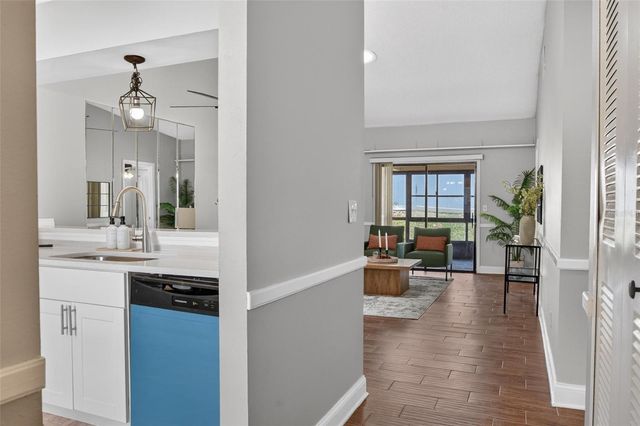 1311 POWDERPUFF DRIVE 1009, Dunedin, FL 34698