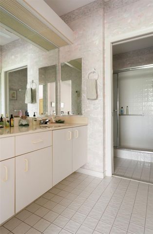 9551 Weldon Circle 404, Fort Lauderdale, FL 33321