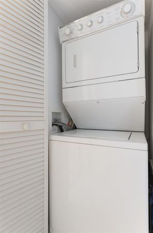 9551 Weldon Circle 404, Fort Lauderdale, FL 33321